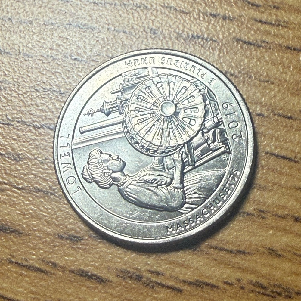 2019 W mint Lowell quarter - Picture 4 of 4
